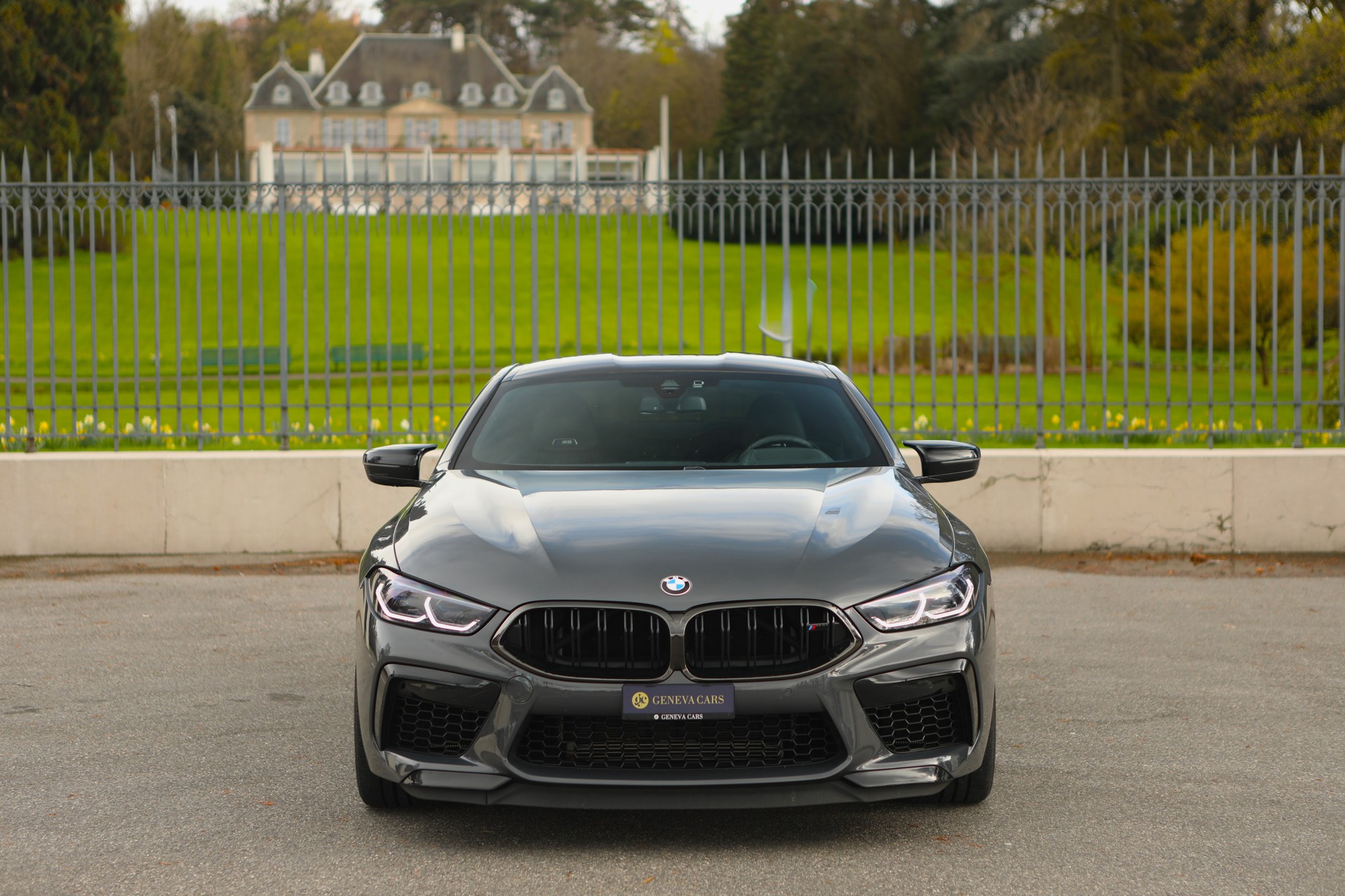 BMW M8 xDrive Steptronic M Competition-image-4