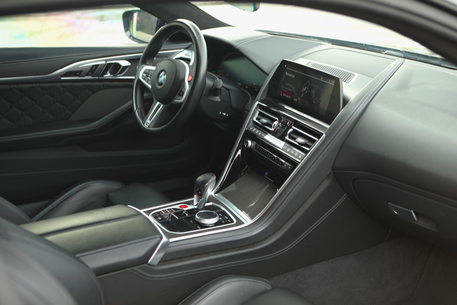 BMW M8 xDrive Steptronic M Competition-image-9