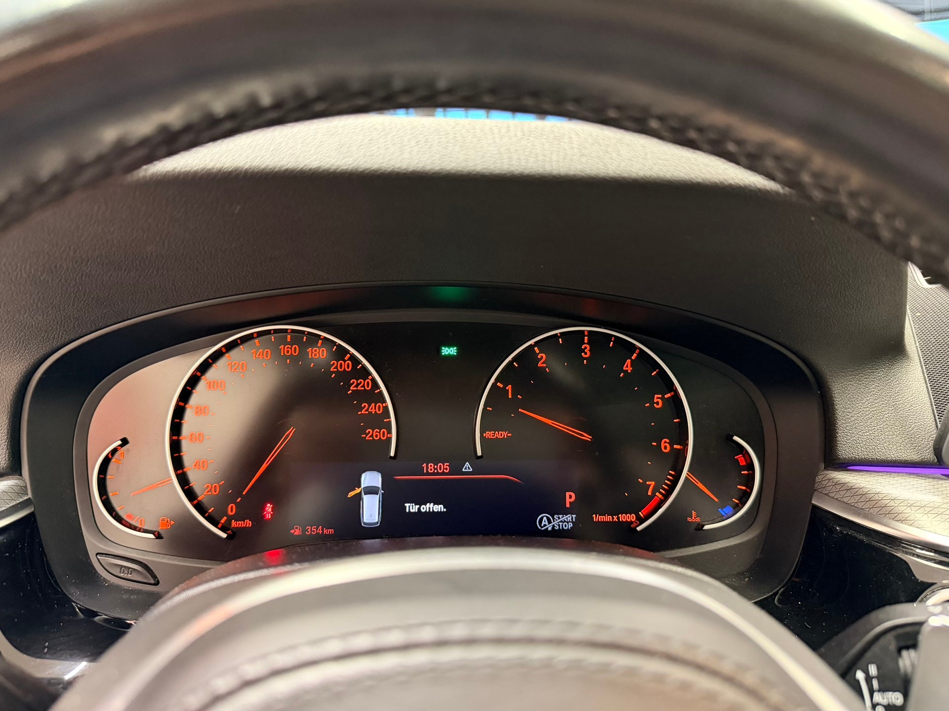 BMW 520i Touring M Sport Steptronic-image-25