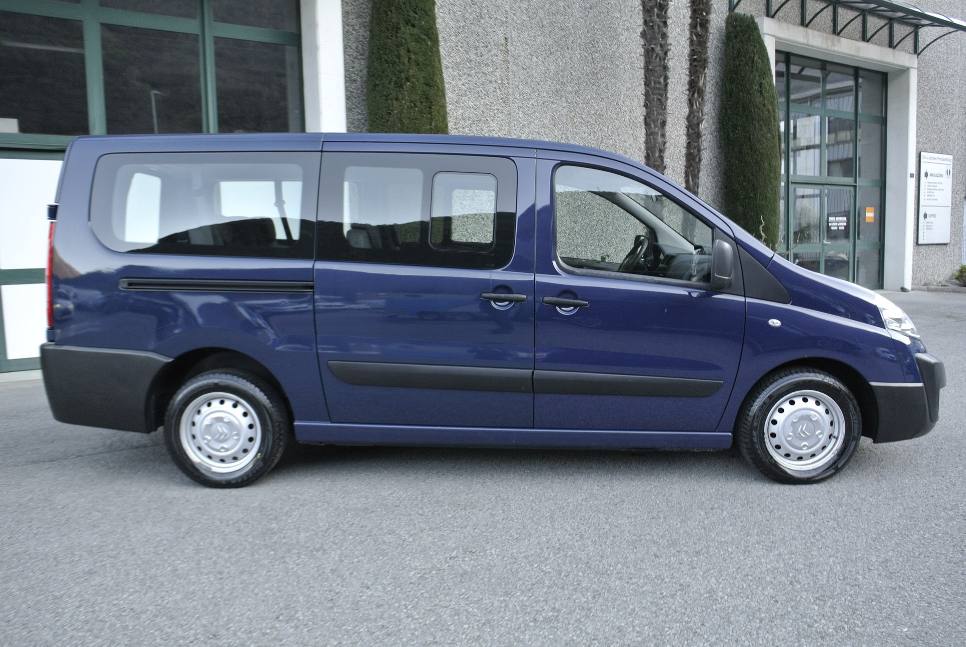 CITROEN Jumpy 2.0 HDi L2H1 Attraction-image-5