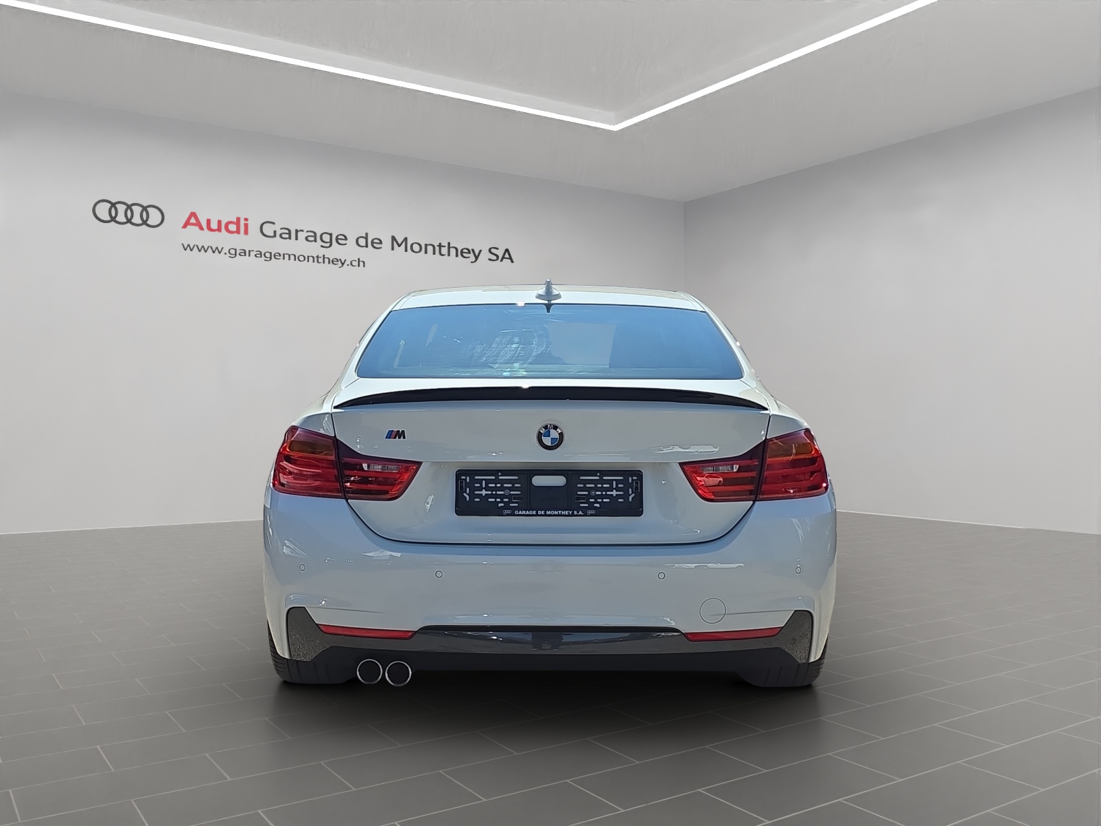 BMW 430d Coupé xDrive M Sport Line Steptronic-image-4
