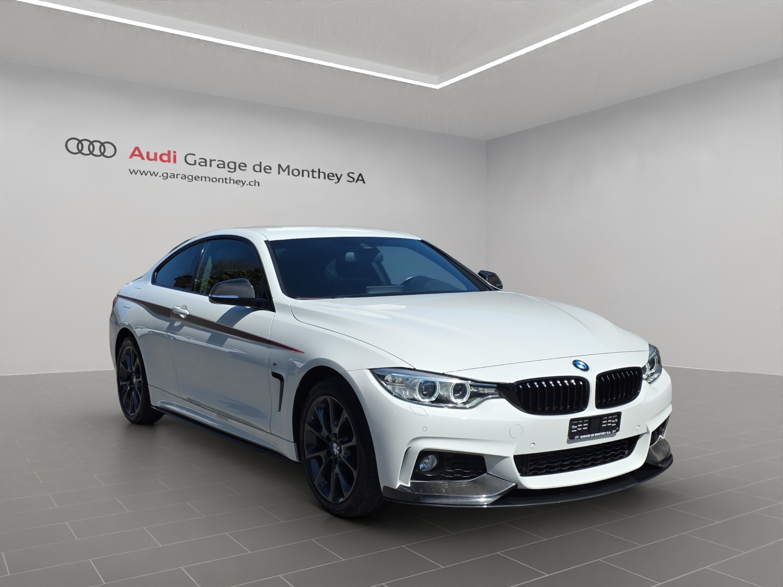 BMW 430d Coupé xDrive M Sport Line Steptronic-image-2