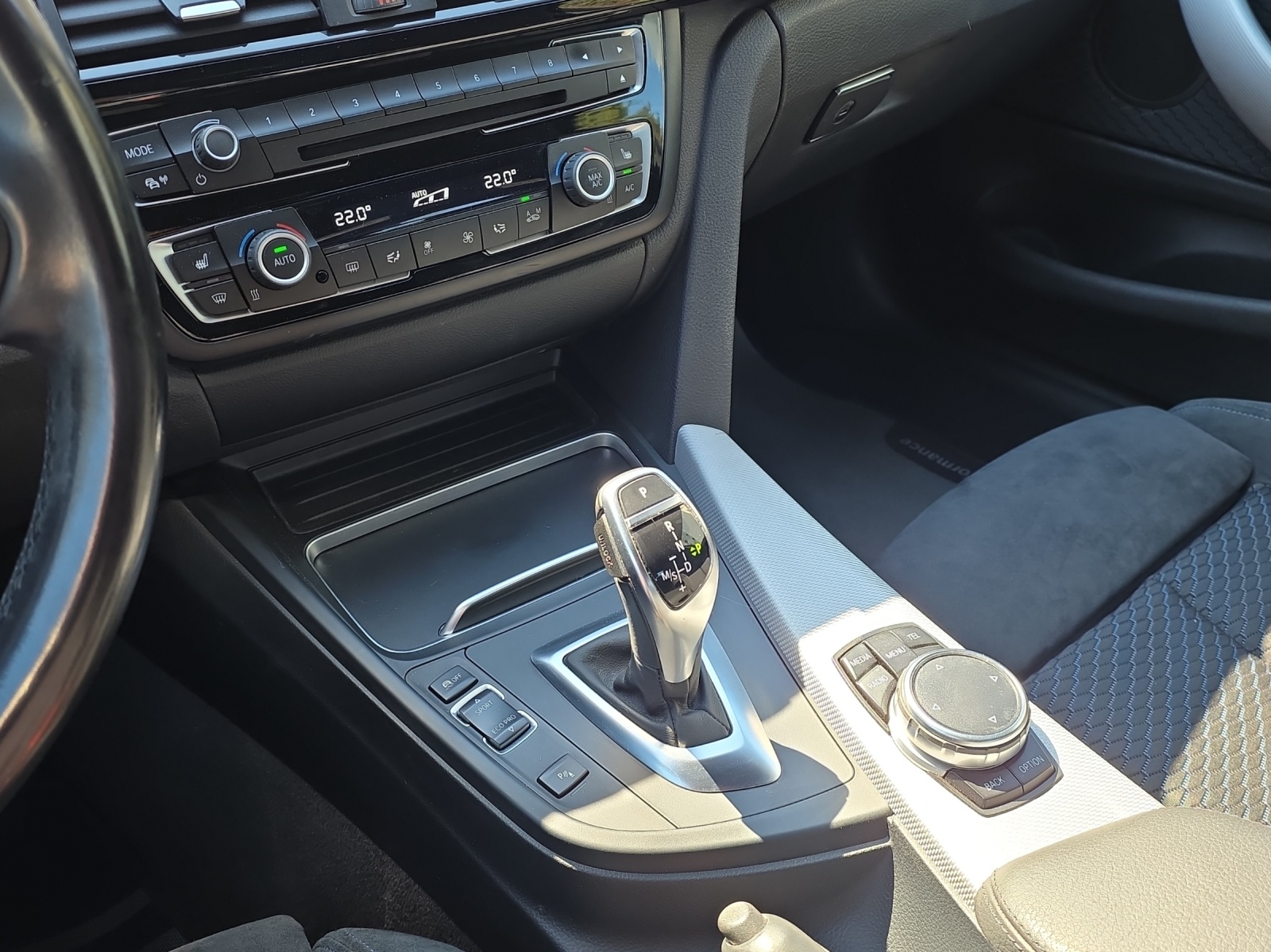 BMW 430d Coupé xDrive M Sport Line Steptronic-image-11