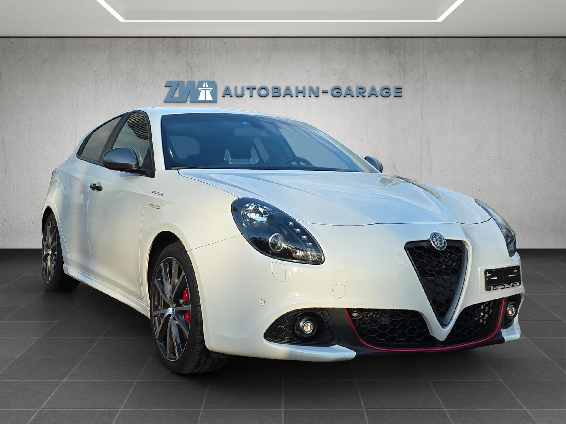 ALFA ROMEO Giulietta 1750 TBi Veloce TCT-image-6