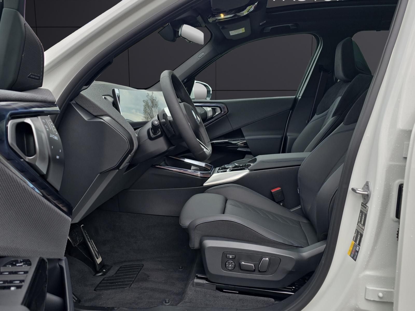 BMW X3 30e xDrive-image-5
