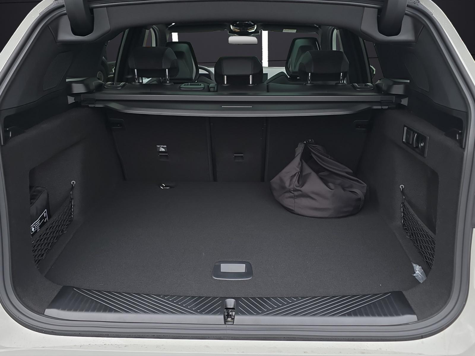 BMW X3 30e xDrive-image-17
