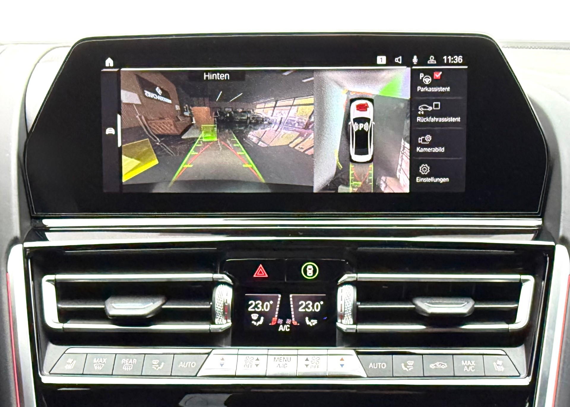 BMW M8 xDrive M Competition Steptronic-image-12