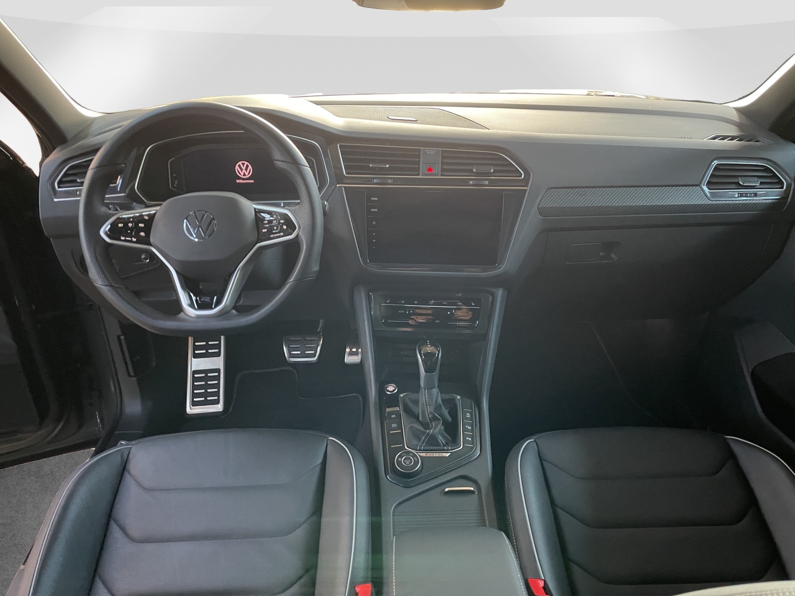 VW Tiguan 2.0 TDI SCR R-Line DSG-image-7