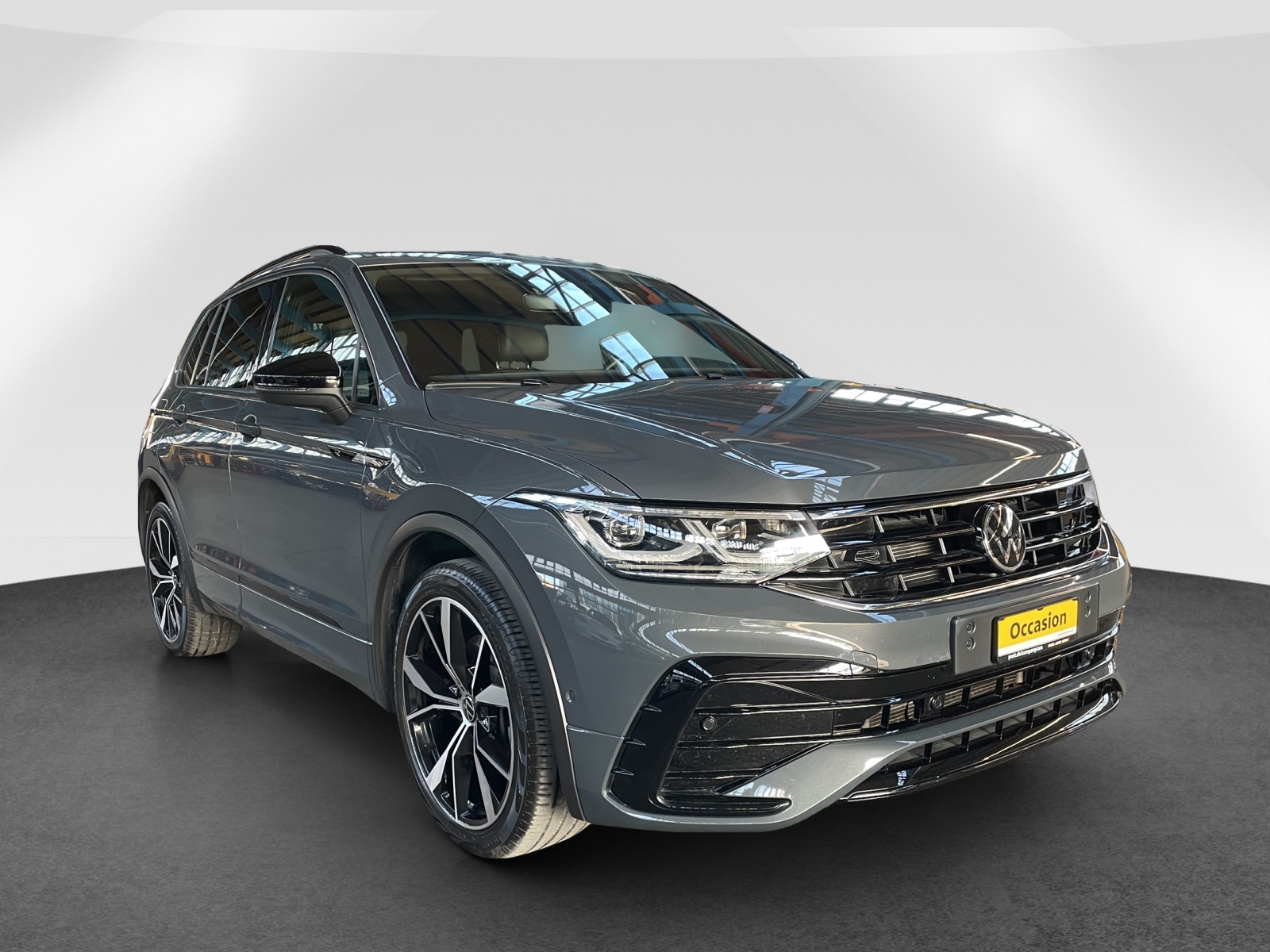 VW Tiguan 2.0 TDI SCR R-Line DSG-image-0