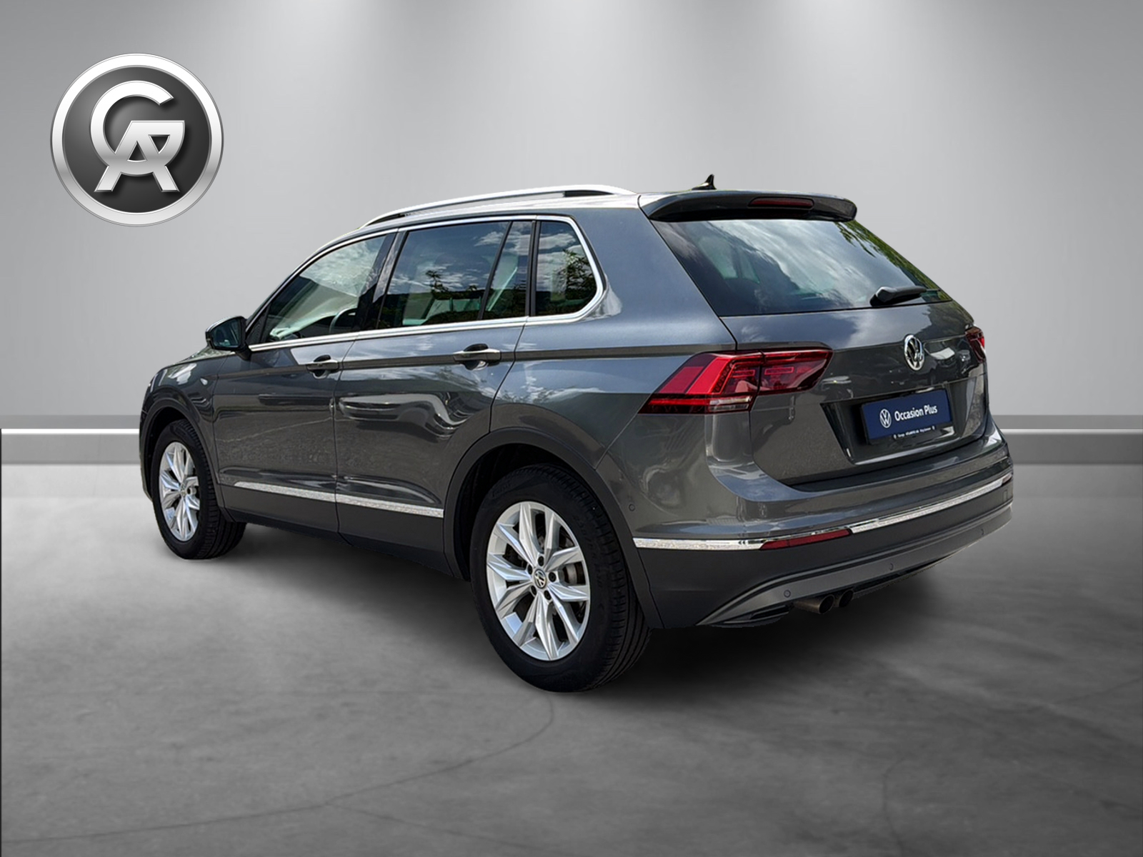 VW Tiguan 2.0TSI Highline 4Motion DSG-image-4