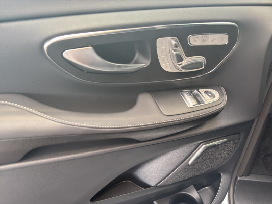 MERCEDES-BENZ V 300 d kpa. 4M Swiss-image-9