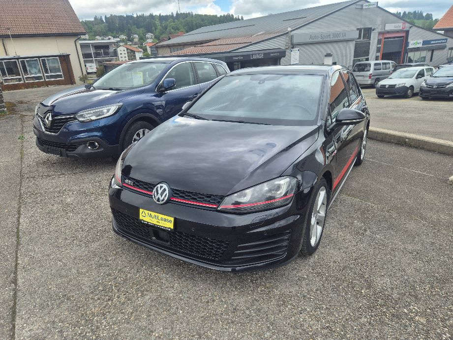 VW Golf 2.0 TSI GTI-image-1