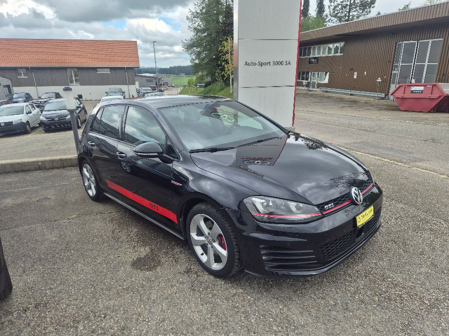VW Golf 2.0 TSI GTI