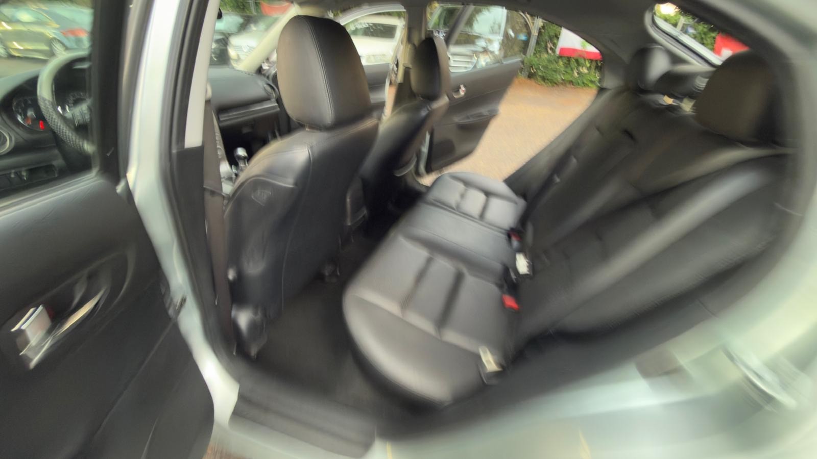 MAZDA 6 2.0 16V Exclusive-image-8
