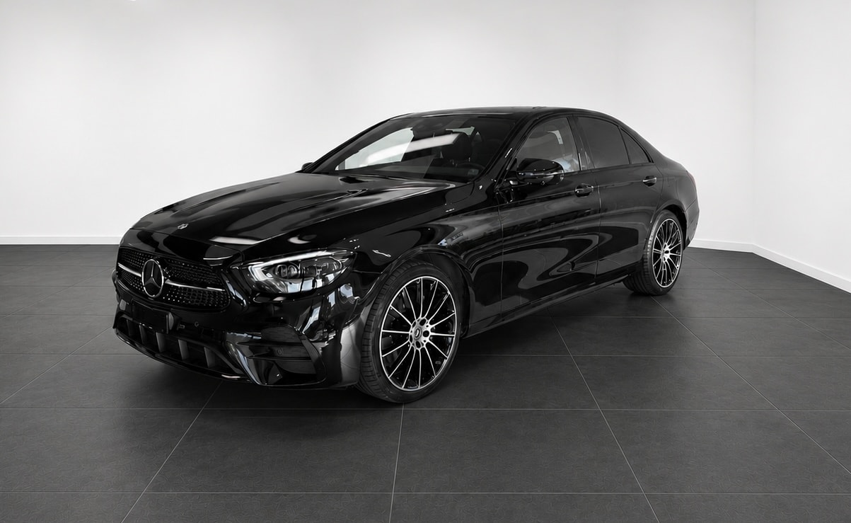MERCEDES-BENZ E 220 d 4Matic AMG Line 9G-Tronic *CH-Fahrzeug*