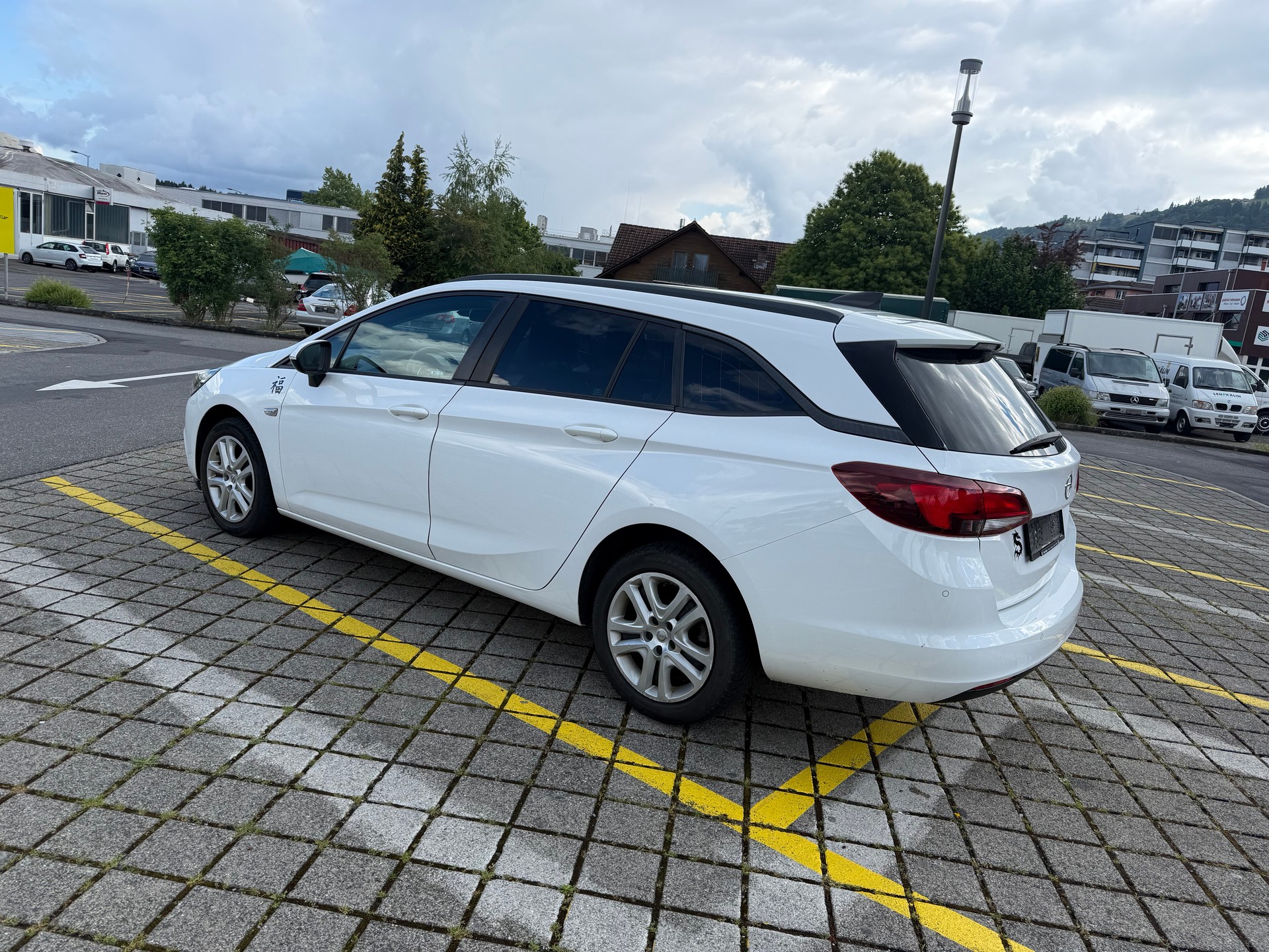 OPEL Astra Sports Tourer 1.6 CDTi ecoF Dynamic Automat-image-1