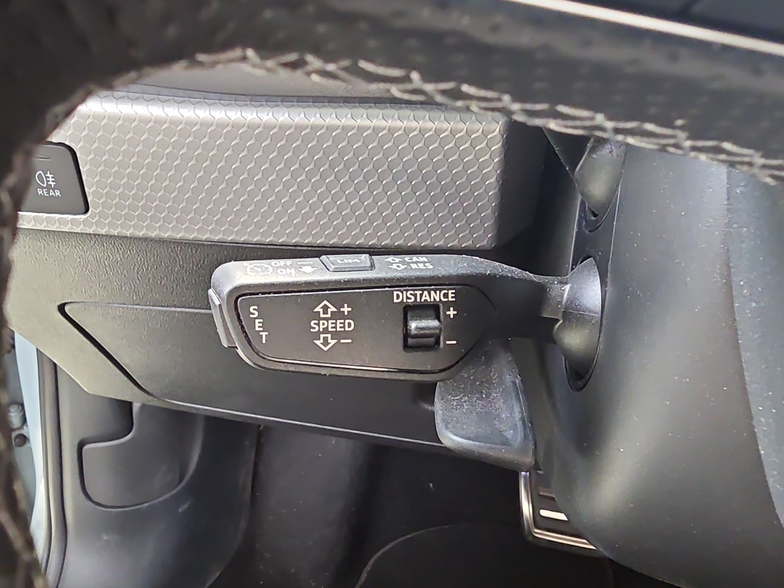 AUDI A1 Sportback 30 TFSI advanced Attraction S-tronic-image-14