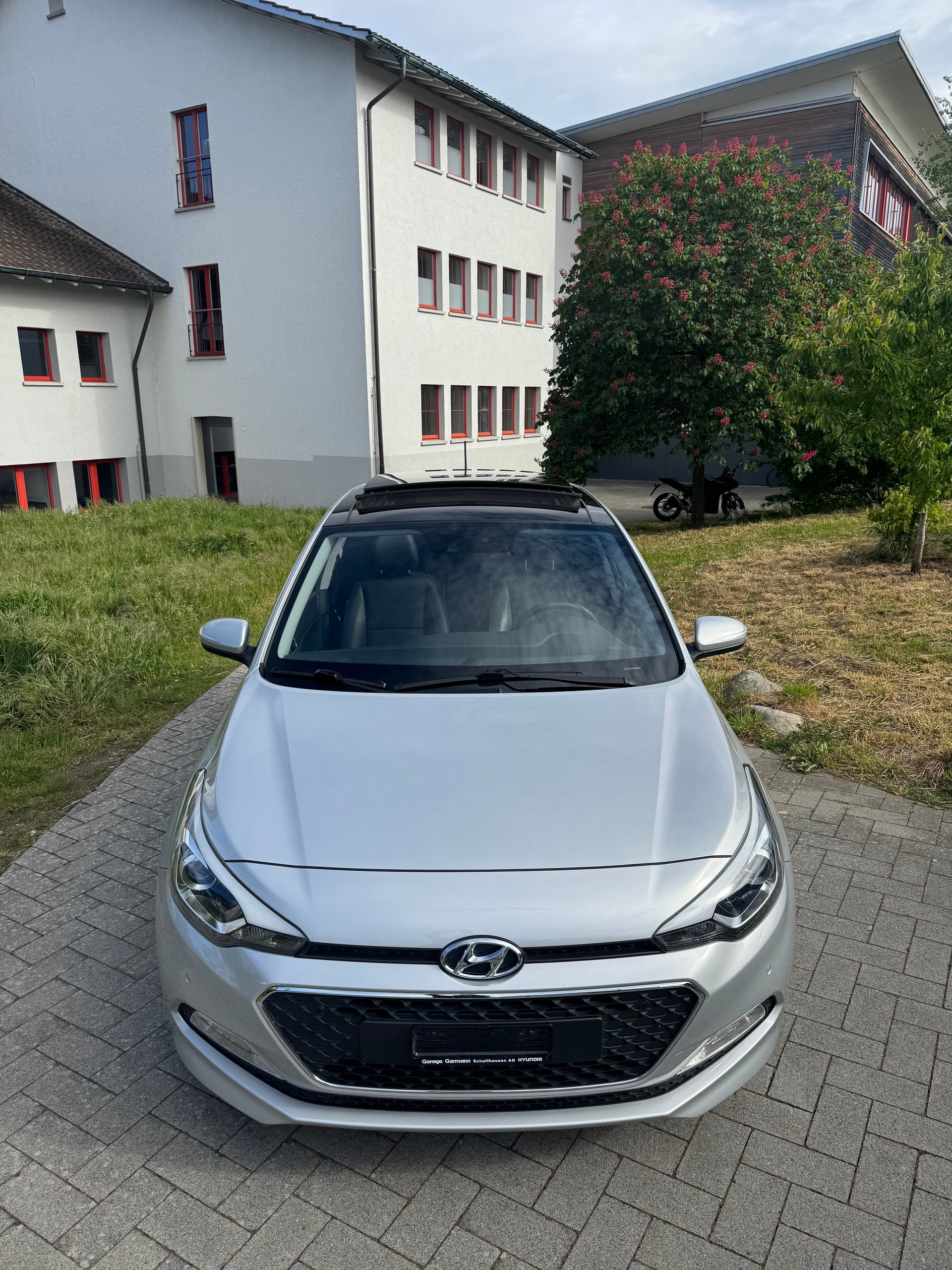 HYUNDAI i20 1.4 Vertex Automatic-image-14