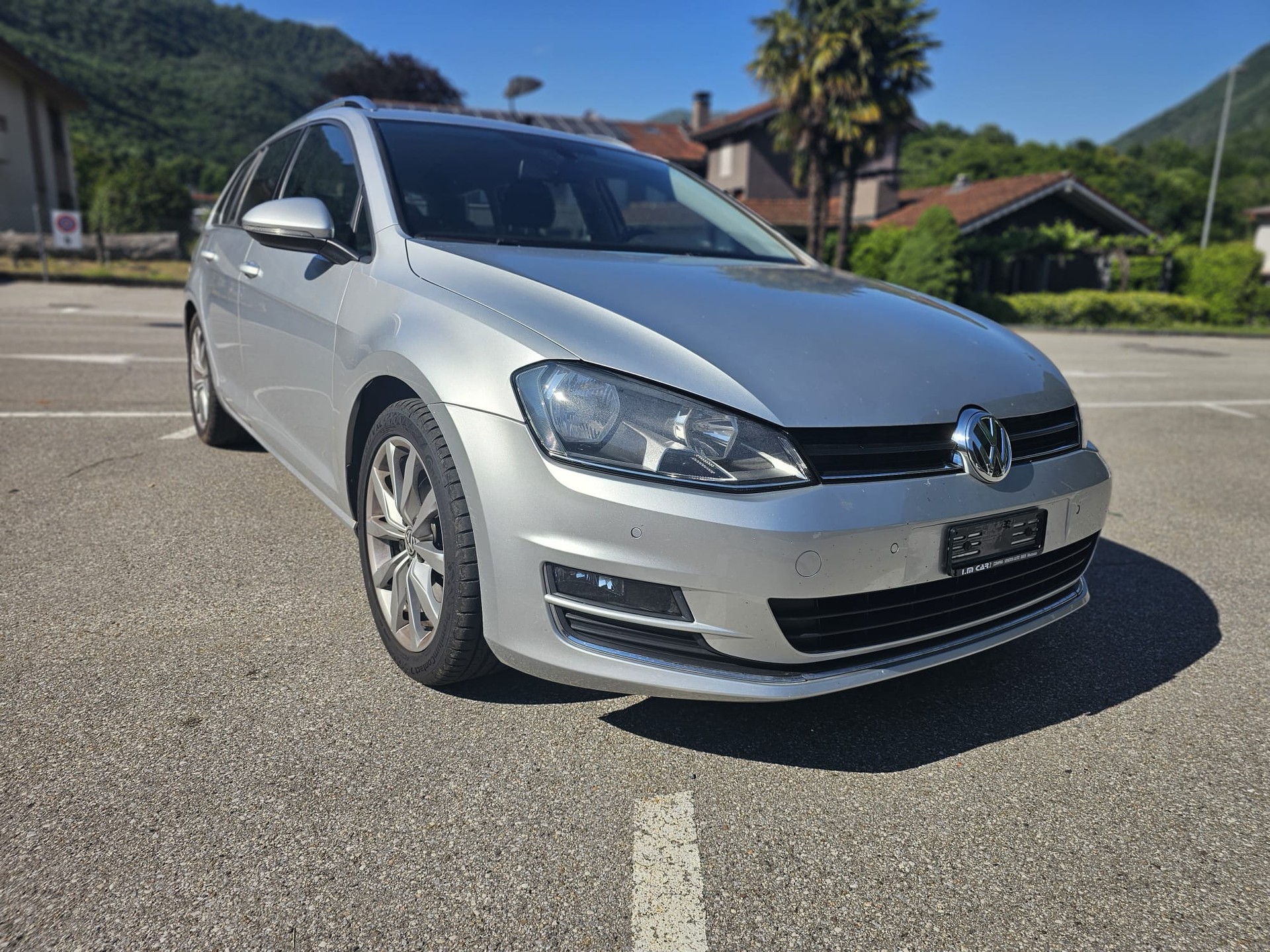 VW GOLF-image-5