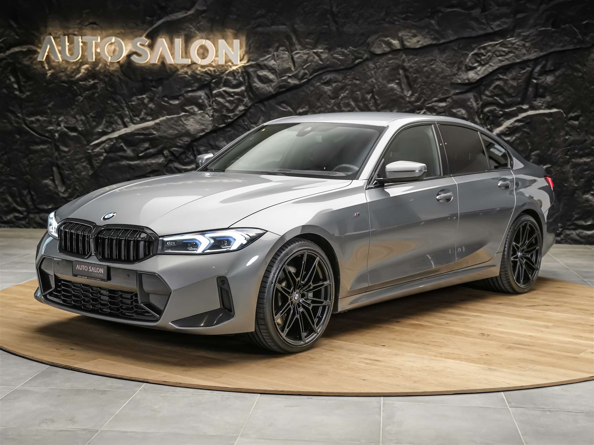 BMW 330d xDrive M Sport *Facelift*20"Zoll*Rückfahrkamera*-image-0