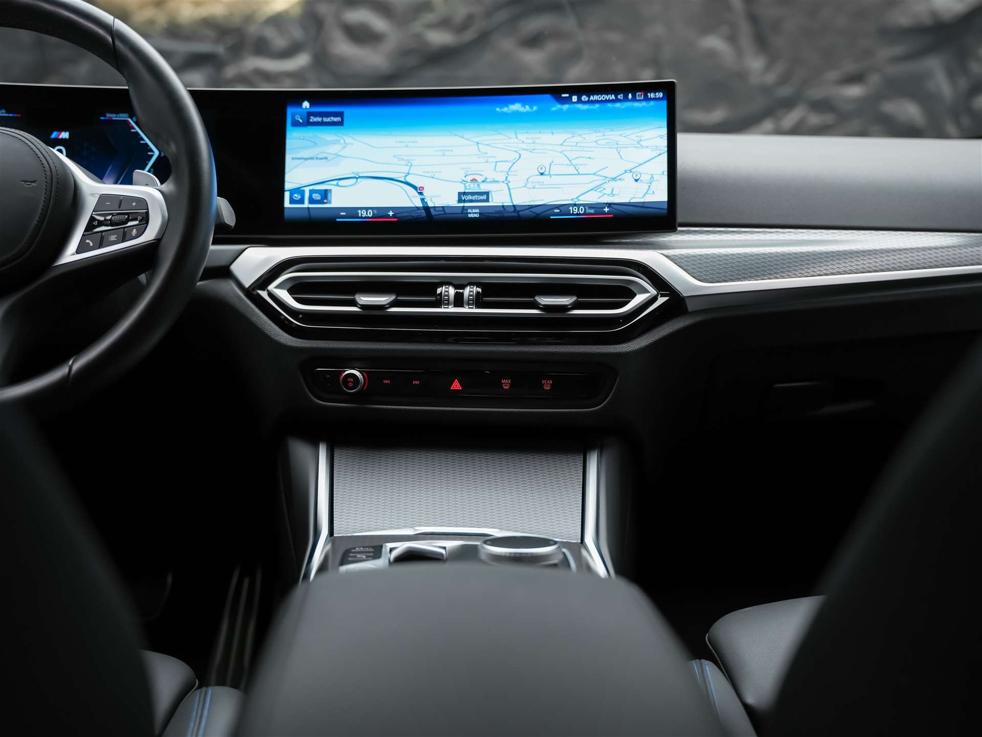 BMW 330d xDrive M Sport *Facelift*20"Zoll*Rückfahrkamera*-image-19