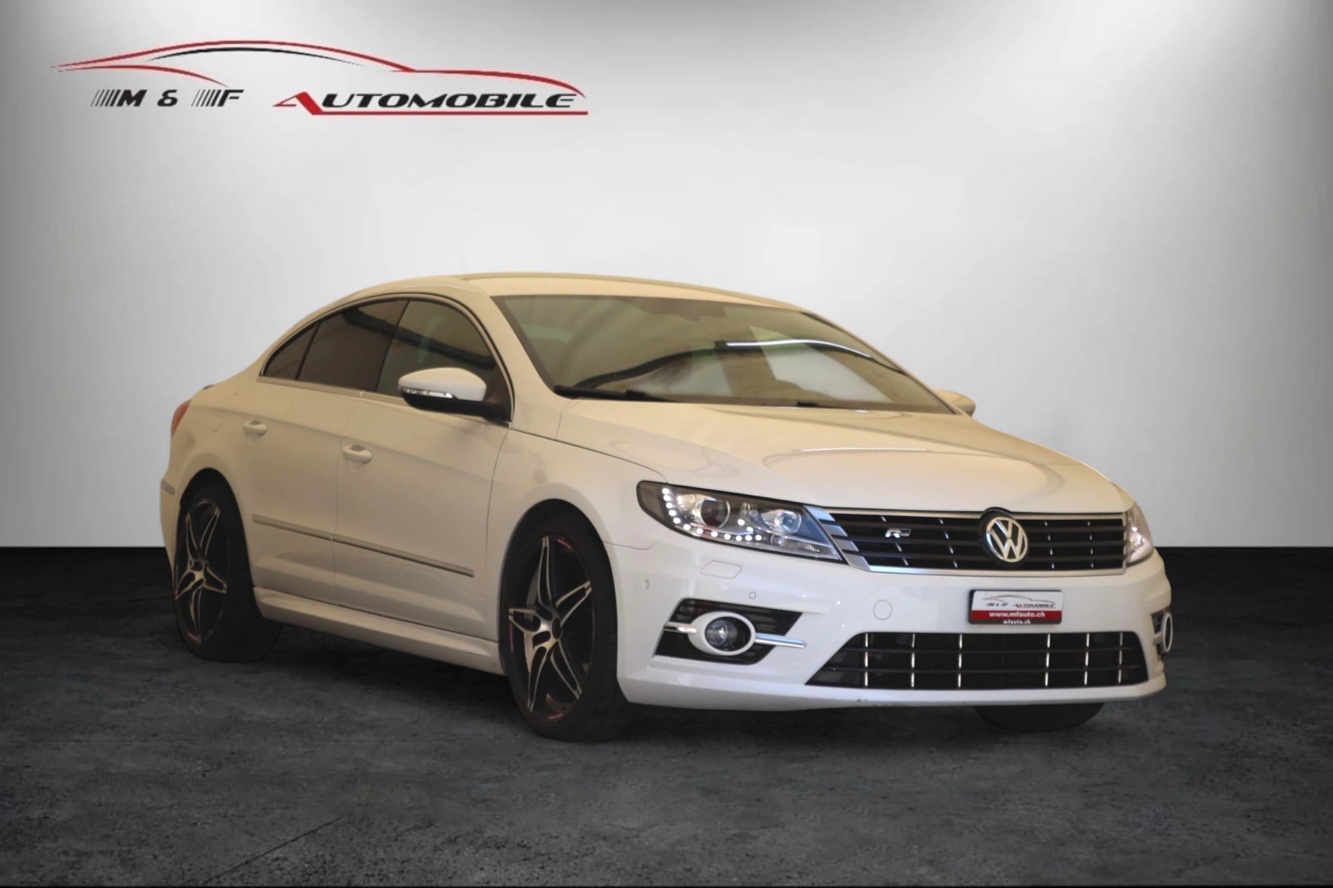 VW CC 2.0 TDI 177 BlueMT-showroom-element-2