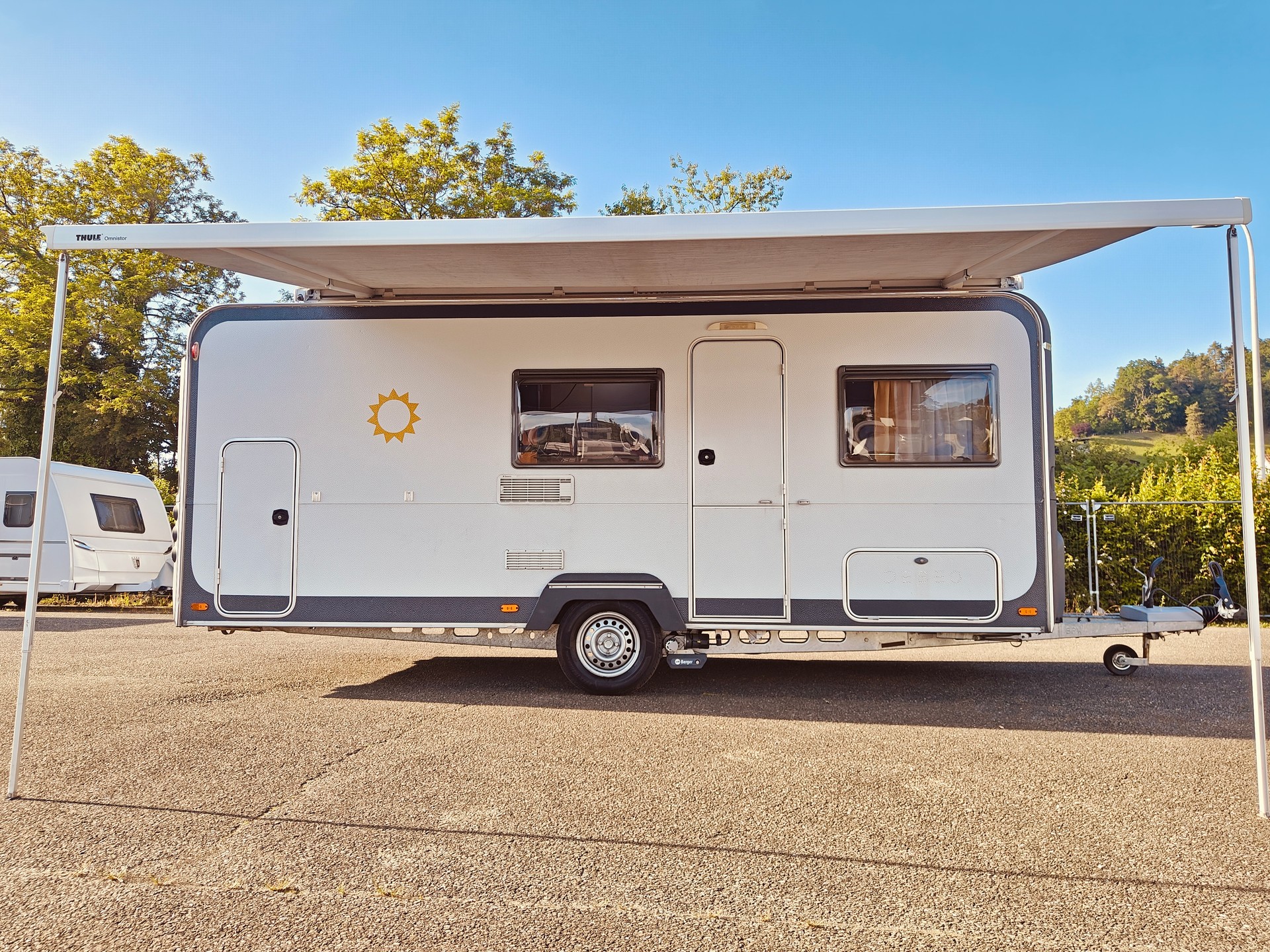 KNAUS Eifelland Deseo 500 Family Edition -- Mover -- Solar & Lithium -- Markise & Seitenwände -- Etagenbett-image-6