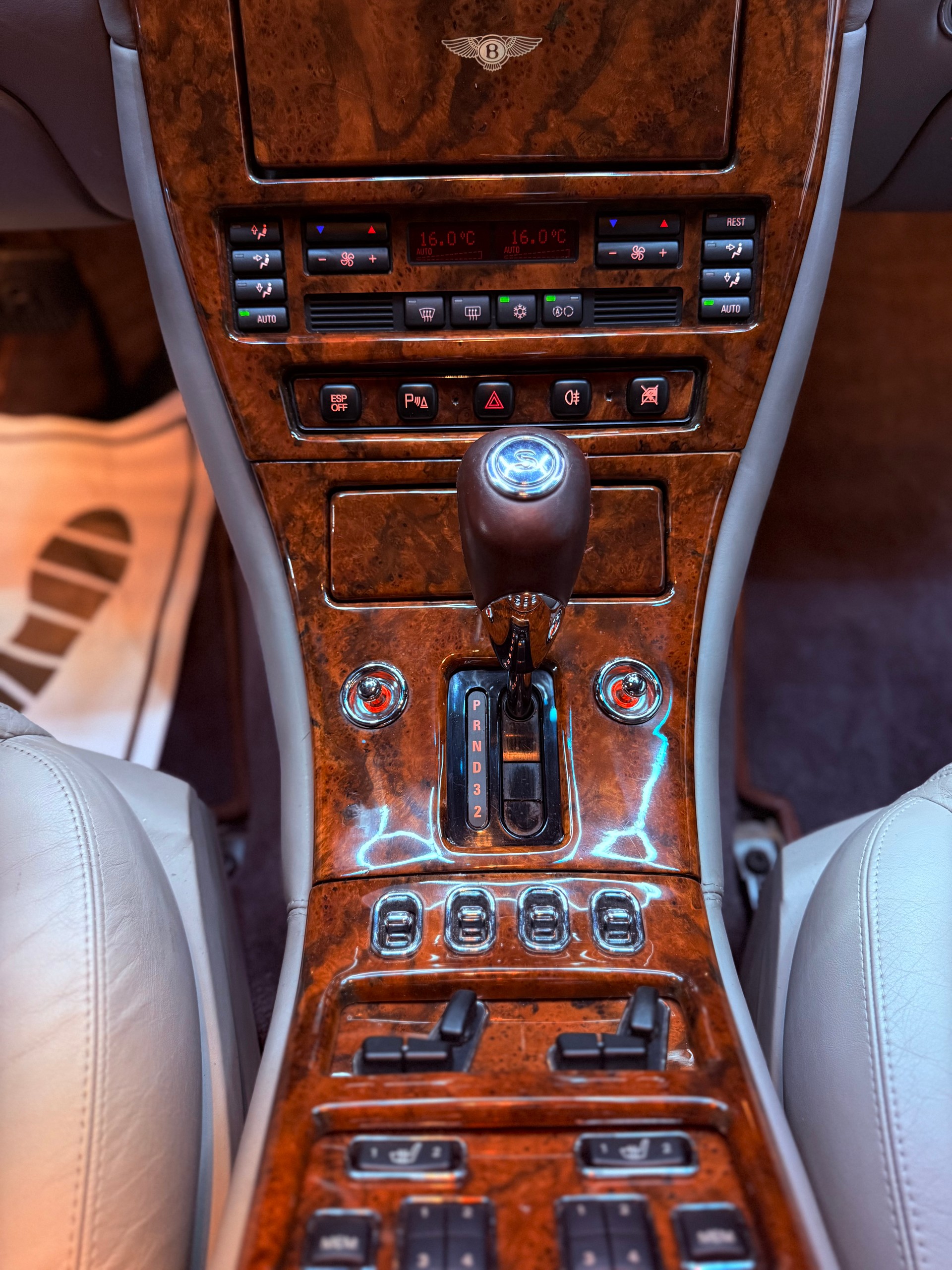 BENTLEY Arnage Red Label-image-17