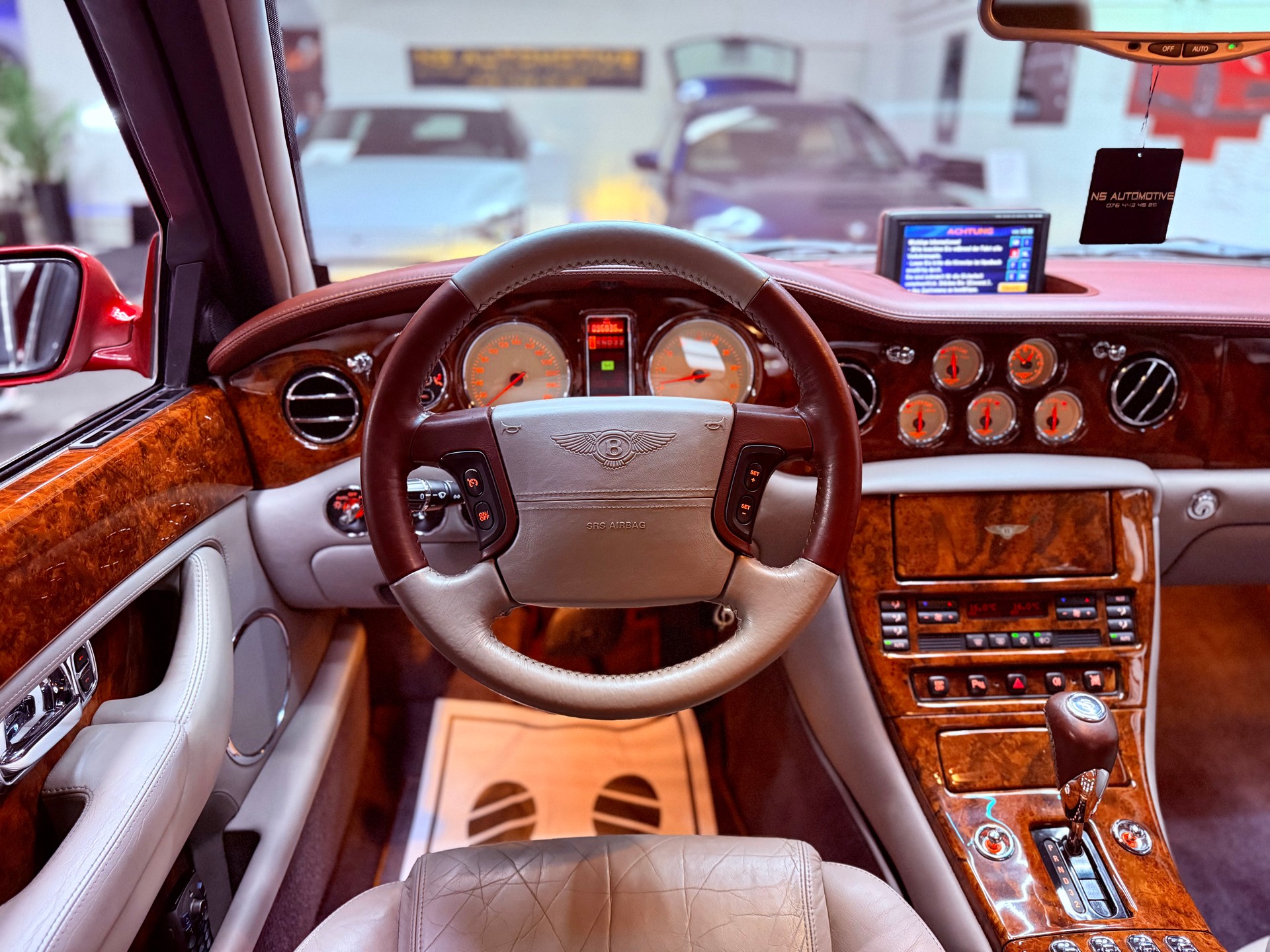 BENTLEY Arnage Red Label-image-11