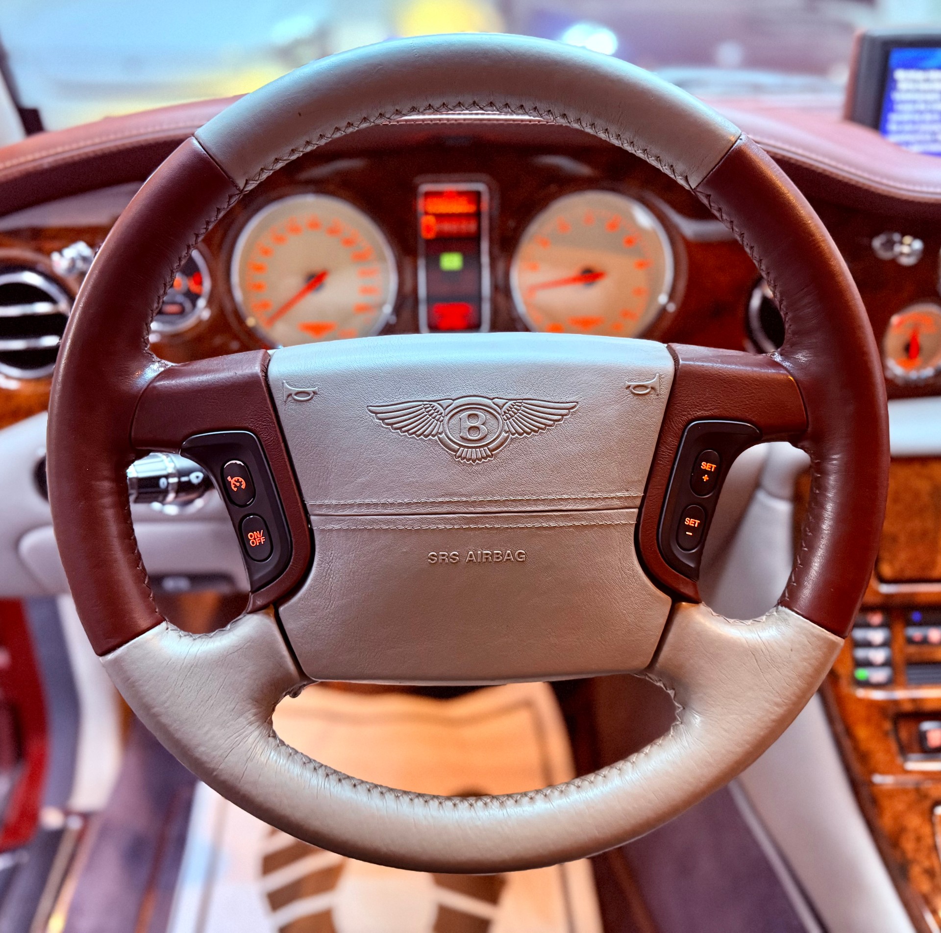 BENTLEY Arnage Red Label-image-14