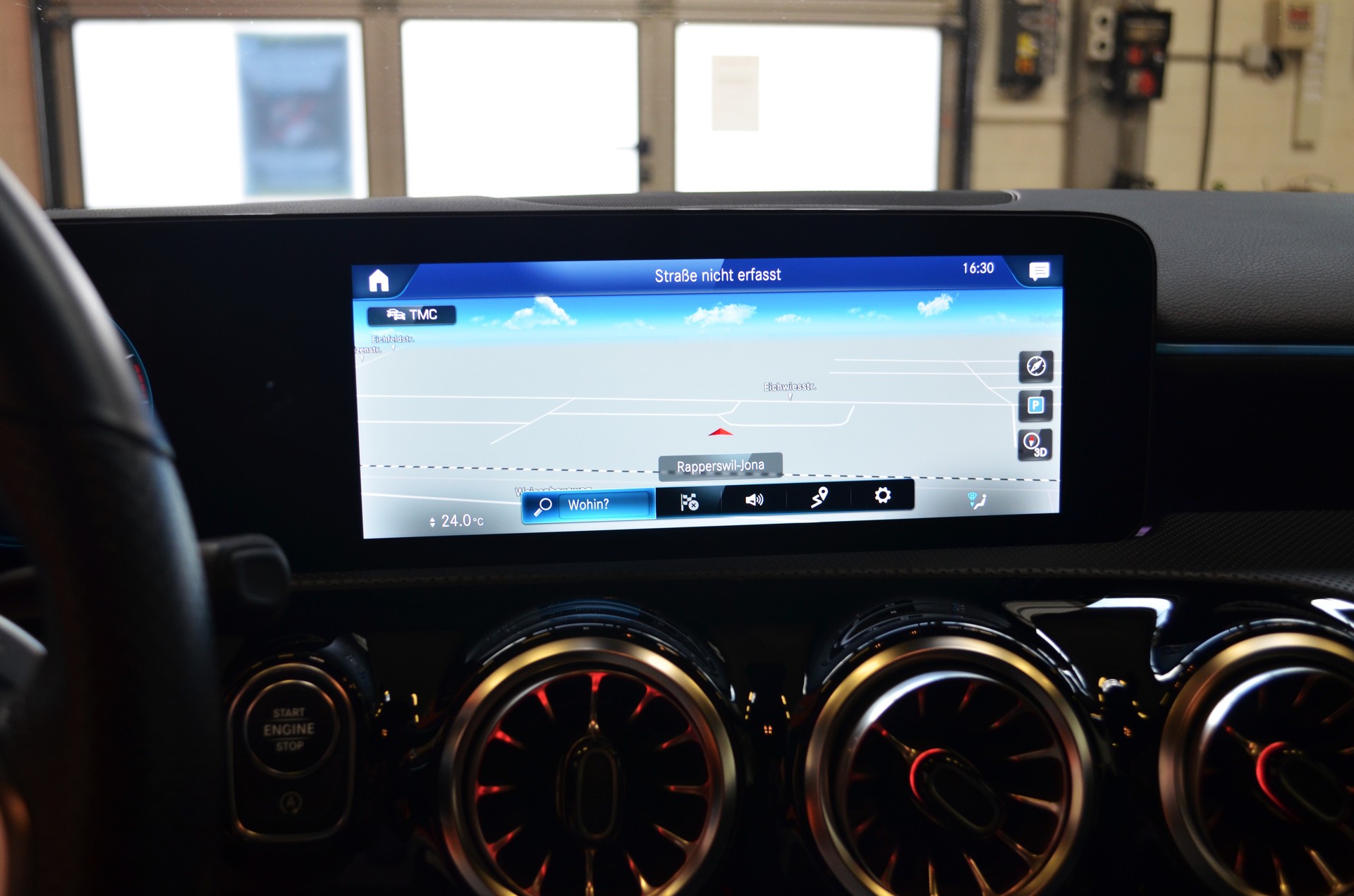 MERCEDES-BENZ A 180 d AMG Line 8G-DCT-image-10