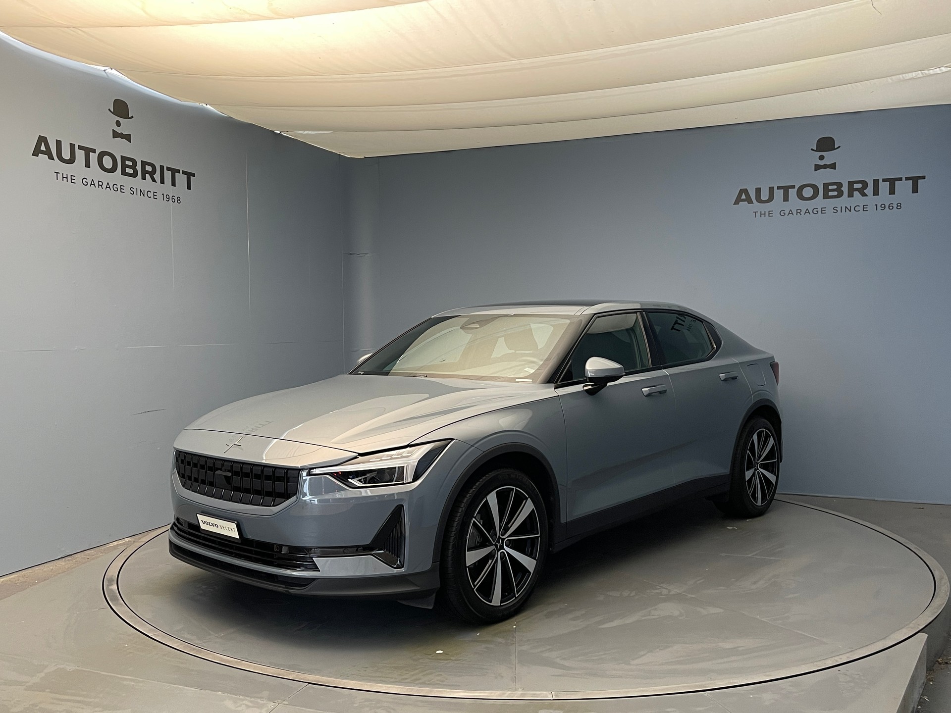 POLESTAR 2 Long Range Dual Motor-image-0