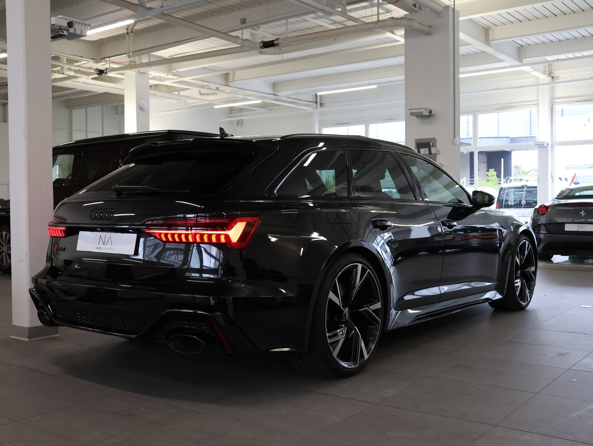 AUDI RS6 Avant 4.0 TFSI V8 quattro *Hinterachslenkung* *Panorama* *Optikpaket Schwarz Plus*-image-5
