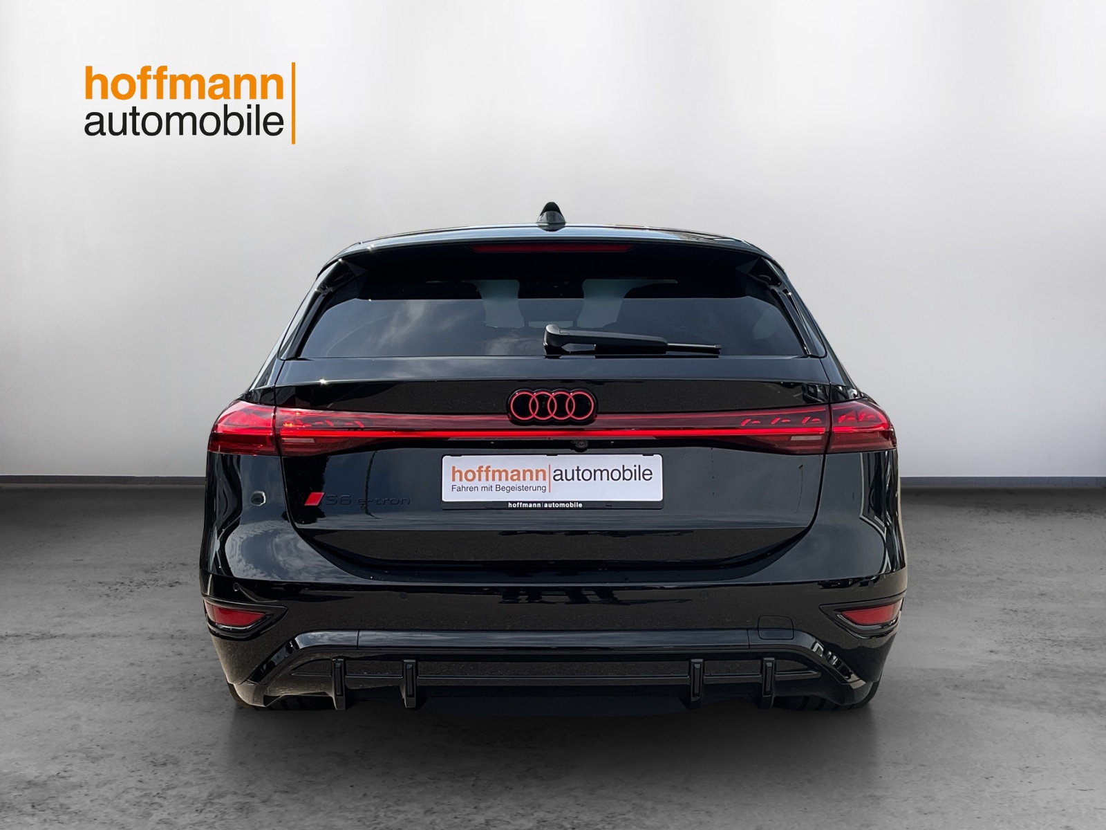 AUDI S6 Avant e-tron quattro-image-4