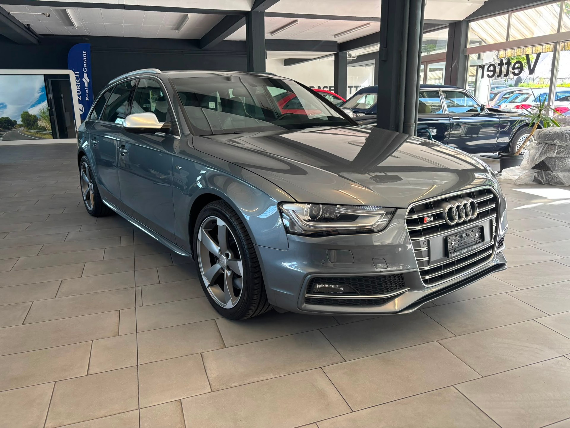 AUDI S4 Avant 3.0 TFSI quattro S-tronic-image-1