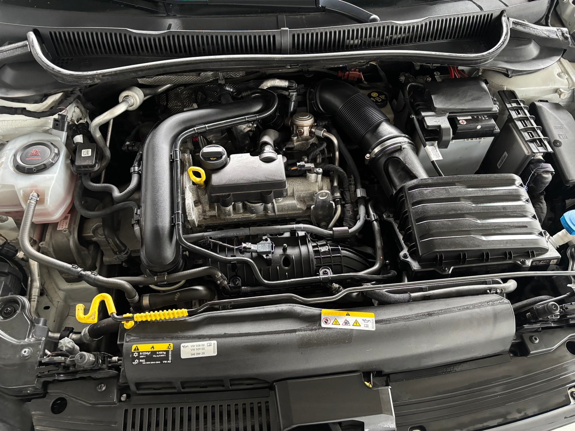 VW Polo 1.0 TSI Style DSG mit Navi-image-10