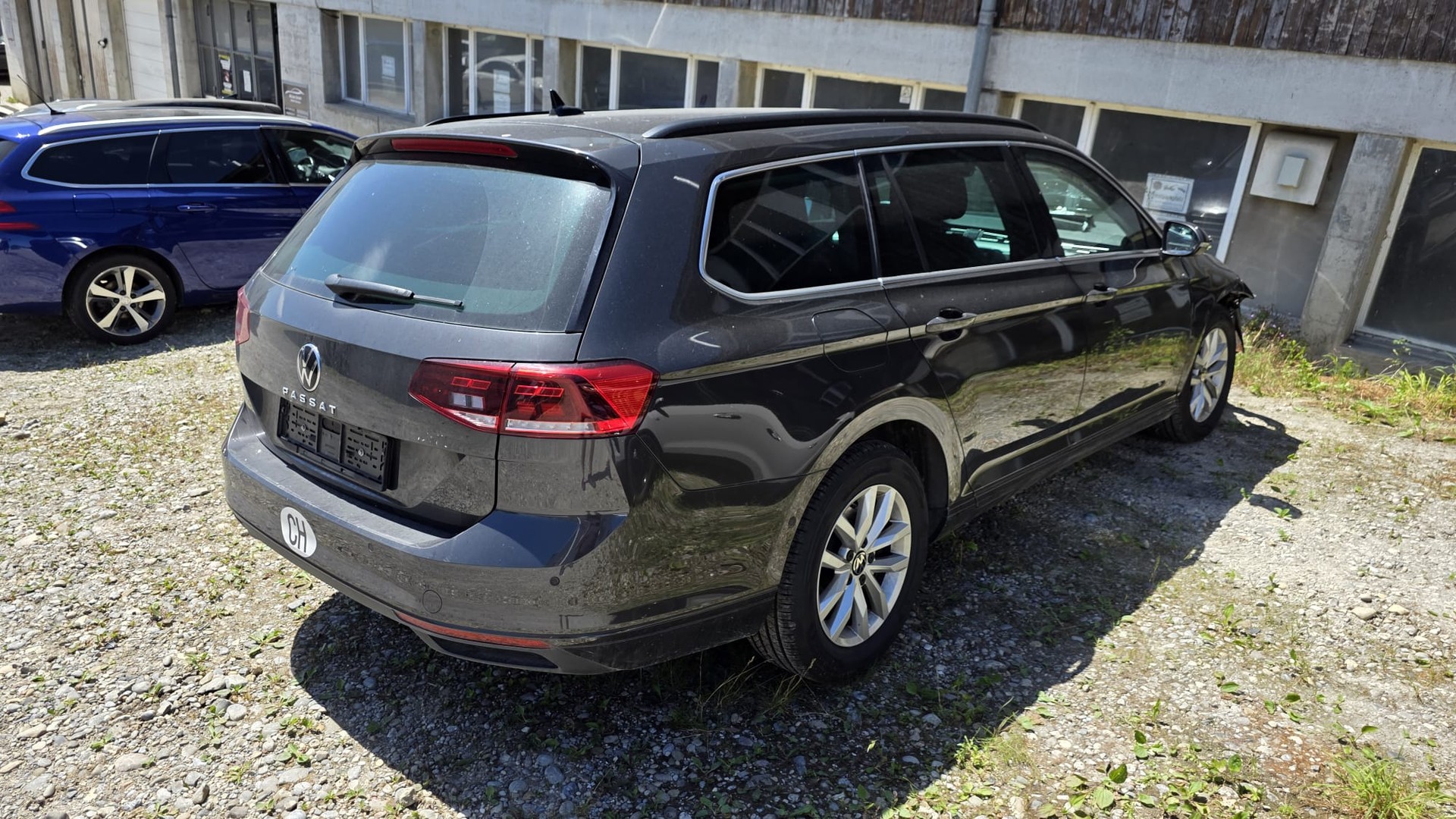 VW Passat 2.0 TDI BMT Elegance DSG-image-2
