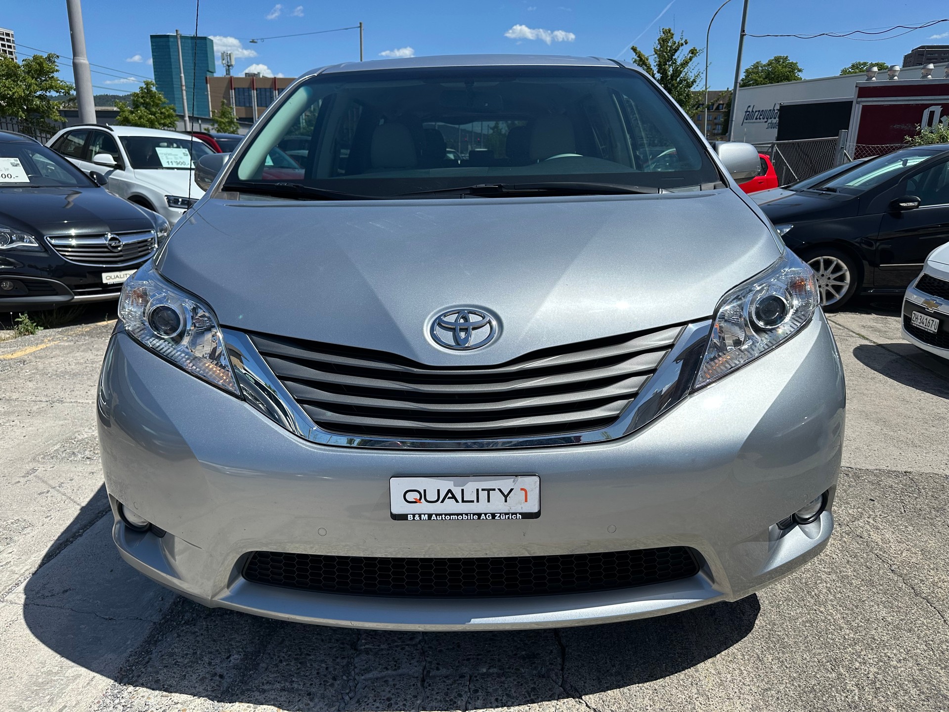 TOYOTA Sienna 3.5 A 4WD * 7-Plätzer *-image-1