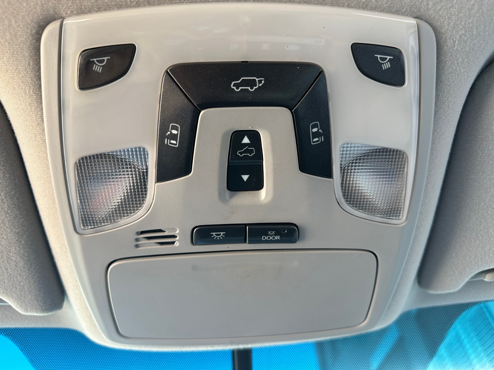 TOYOTA Sienna 3.5 A 4WD * 7-Plätzer *-image-17