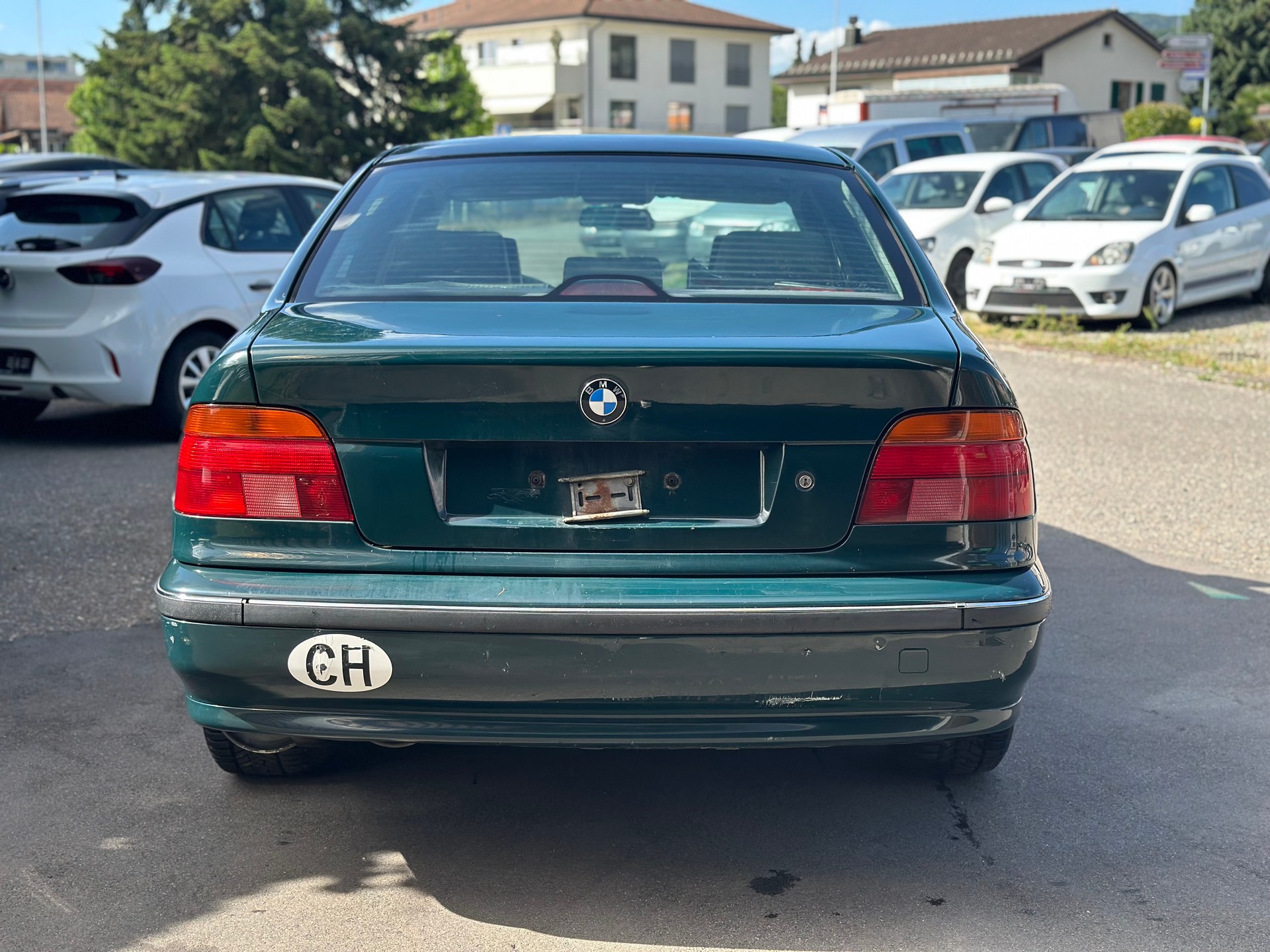BMW 528i A-image-4
