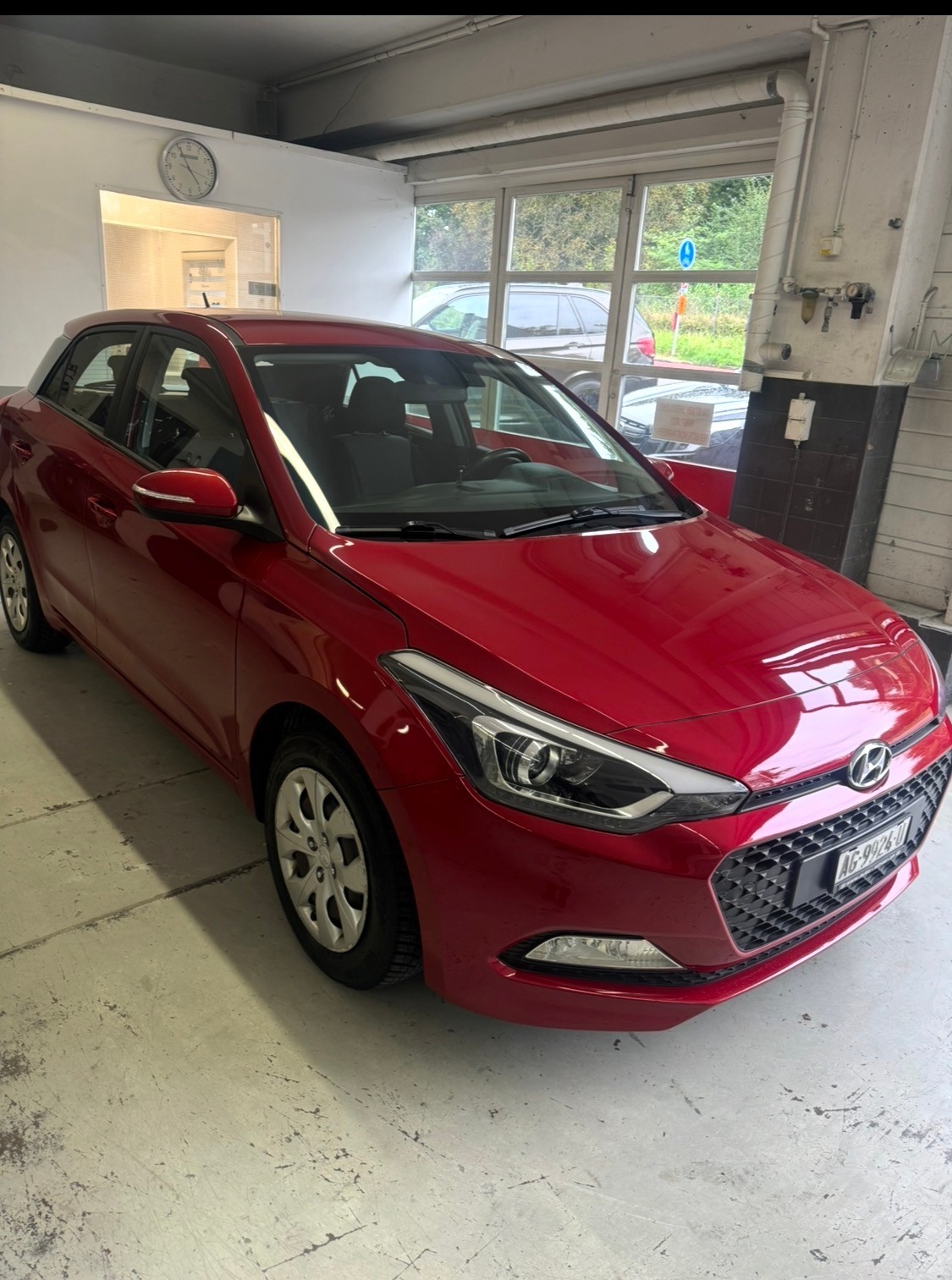 HYUNDAI i20 1.4 Amplia Automatic-image-1