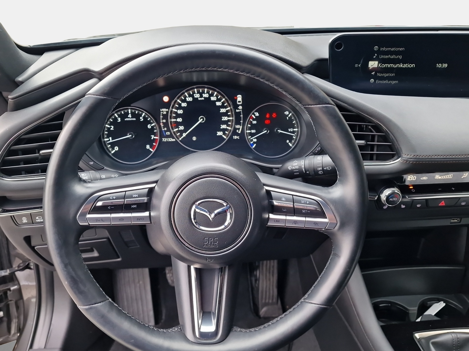 MAZDA 3 2.0/180 Revolution-image-12