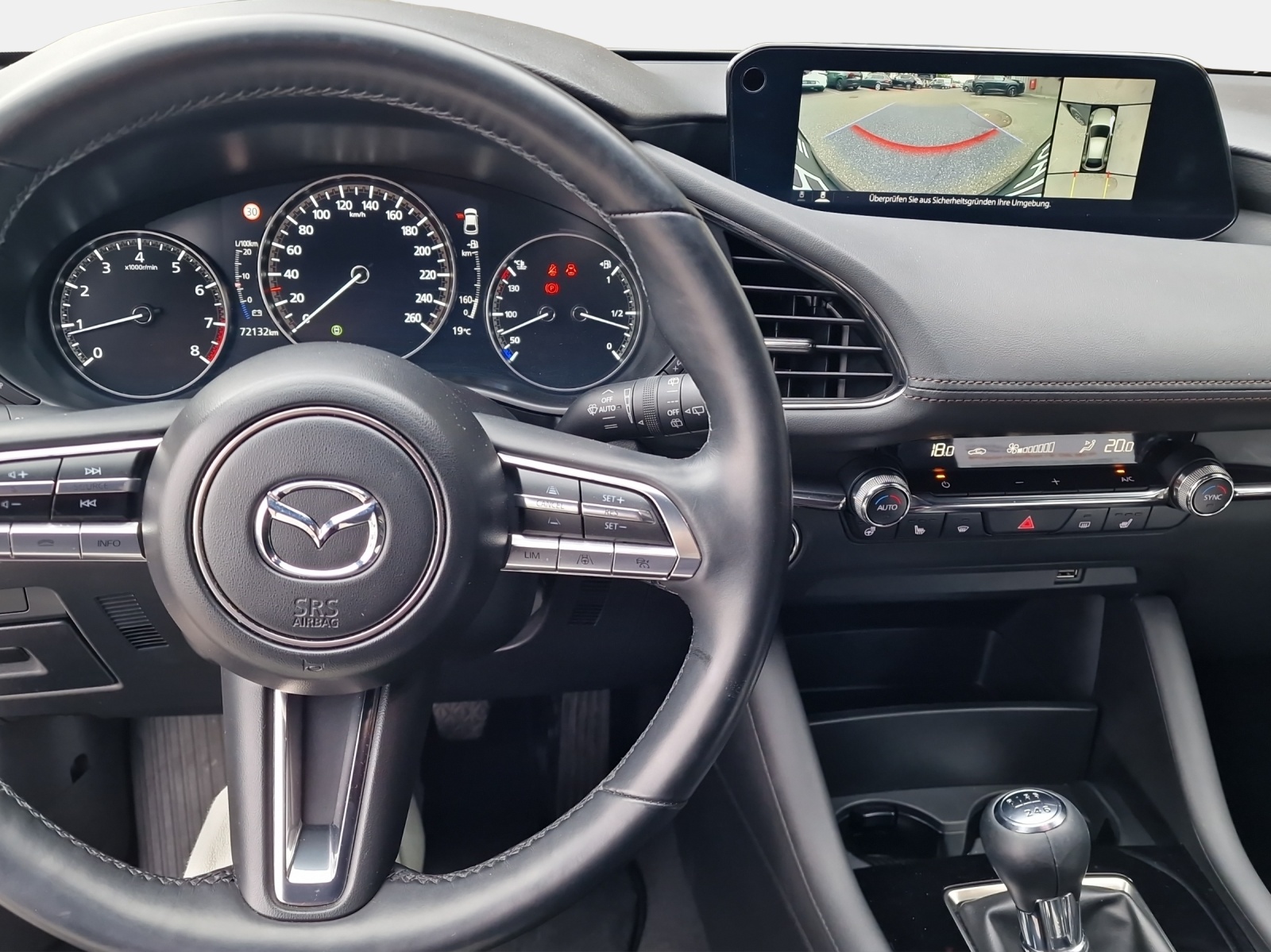 MAZDA 3 2.0/180 Revolution-image-14