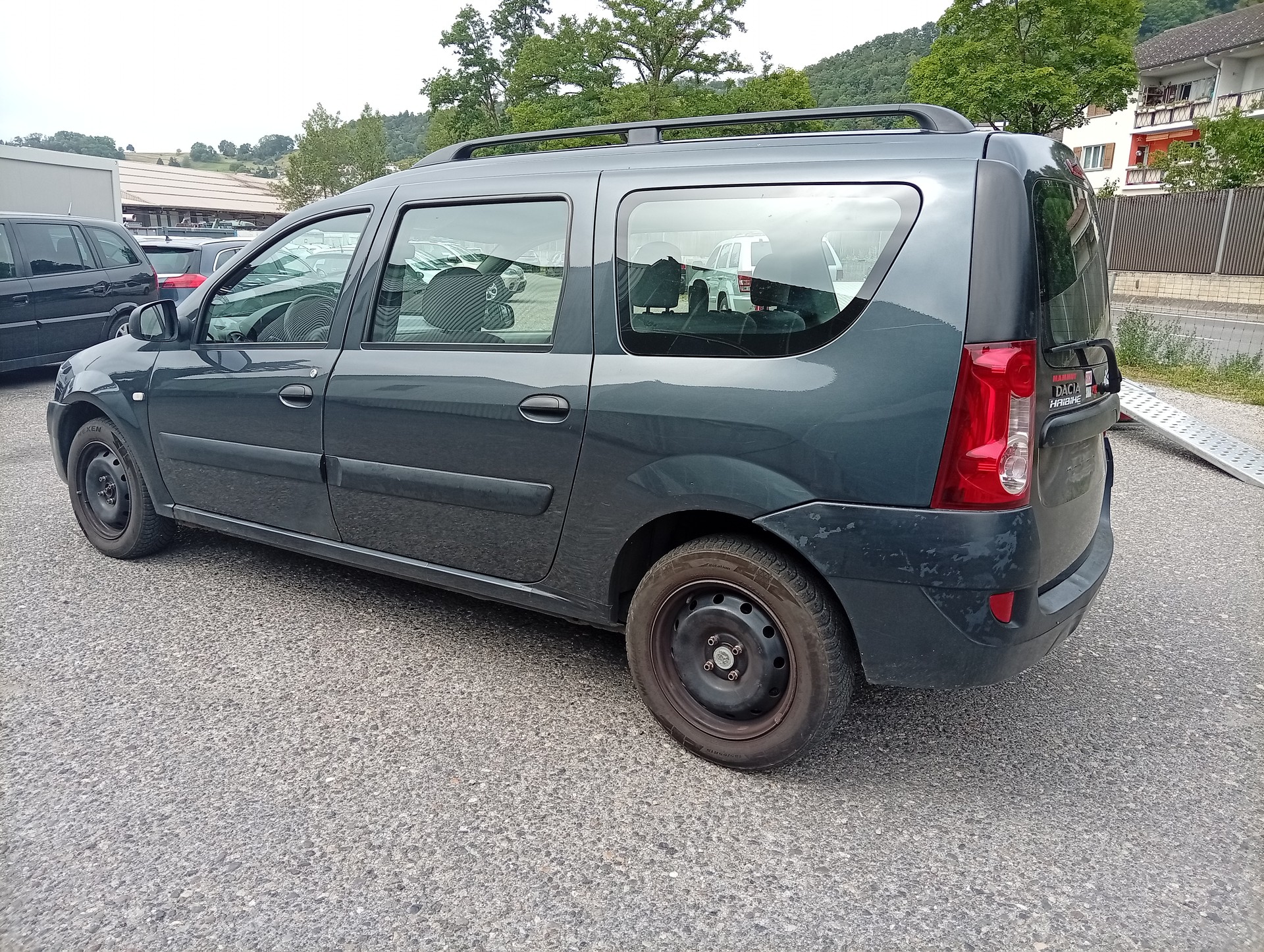 DACIA Logan 1.6 16V Lauréate-image-6