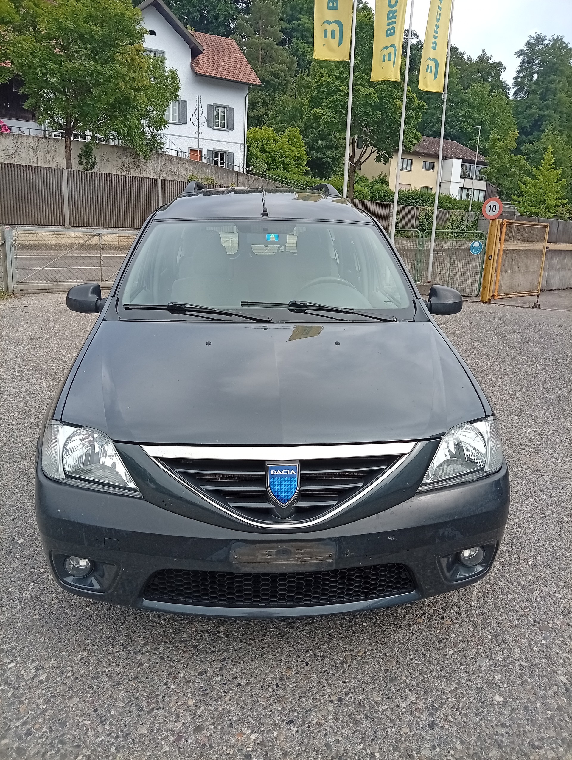 DACIA Logan 1.6 16V Lauréate-image-0