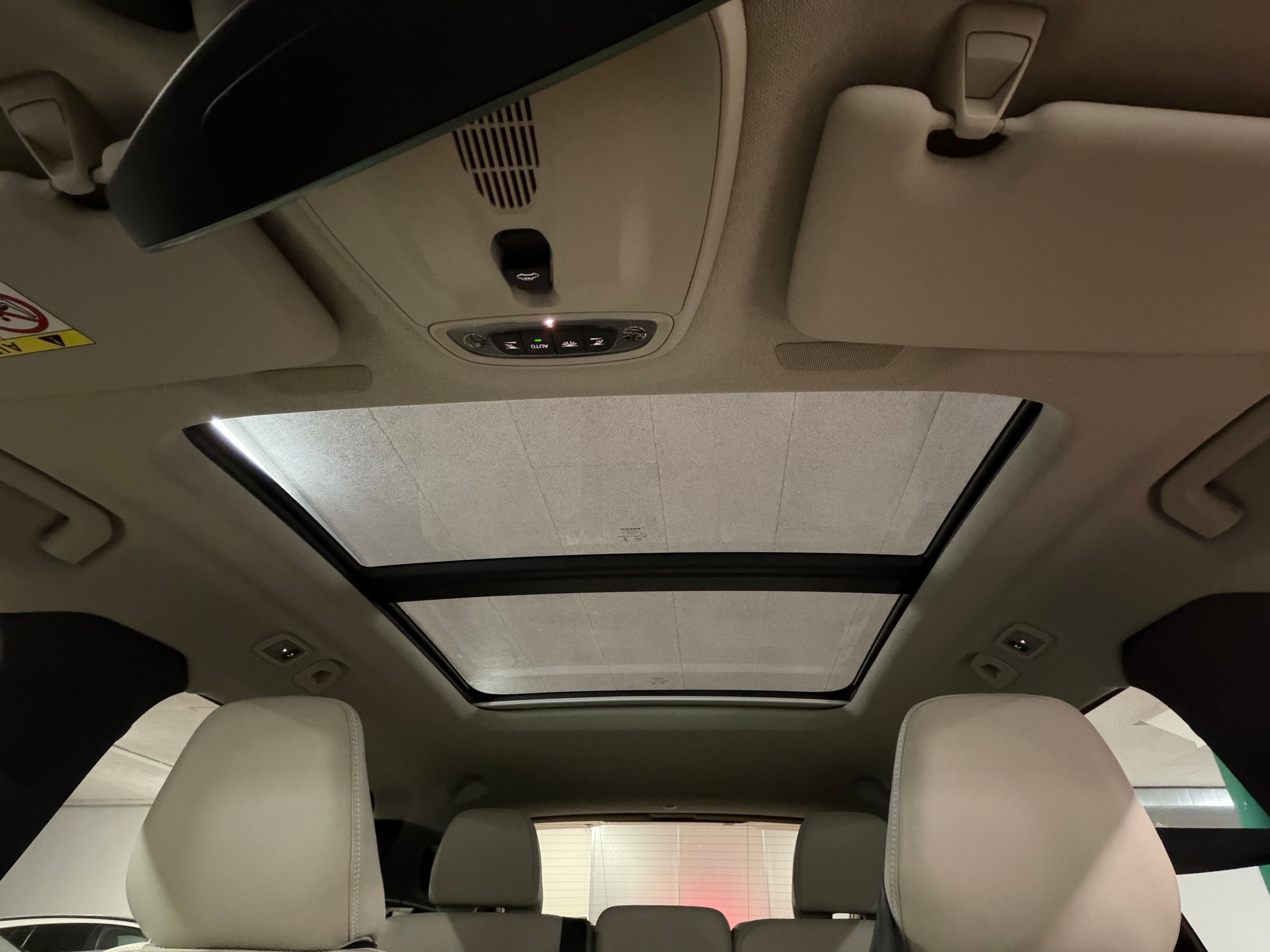 VOLVO XC40 2.0 B5 MH Inscription AWD-image-10