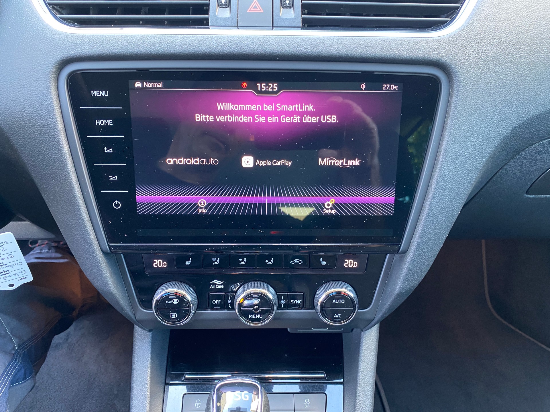 SKODA Octavia Combi 2.0 TSI Scout 4x4 DSG-image-19