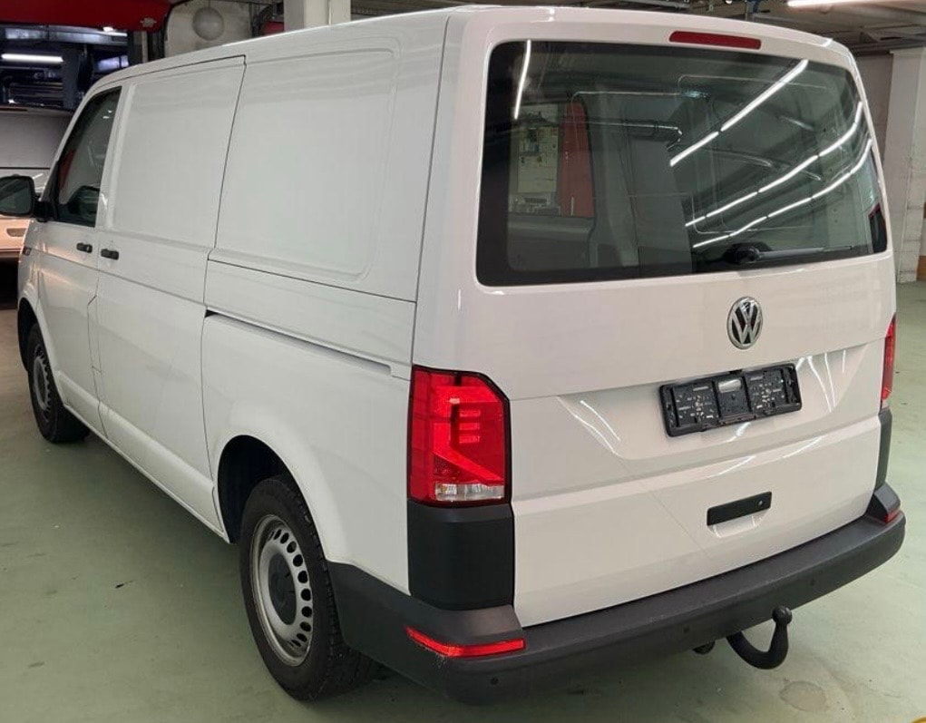 VW T6.1 2.0 TDI 4Motion DSG-image-1