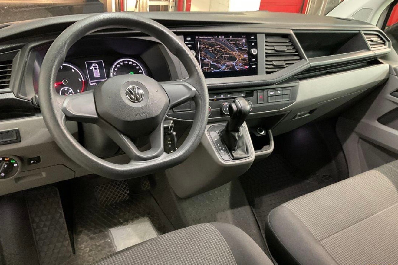 VW T6.1 2.0 TDI 4Motion DSG-image-3
