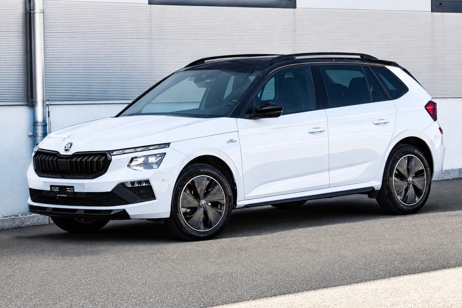 SKODA Kamiq 1.5 TSI Monte Carlo DSG 150PS • Facelfit • Panorama-Glasdach • Elektr. Heckklappe • Elektr. AHK • 60 M. Garantie-image-1